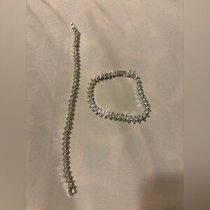 KISSES Love with this Tennis Braclet. Titanium Silver Bracelet with Clear CZ